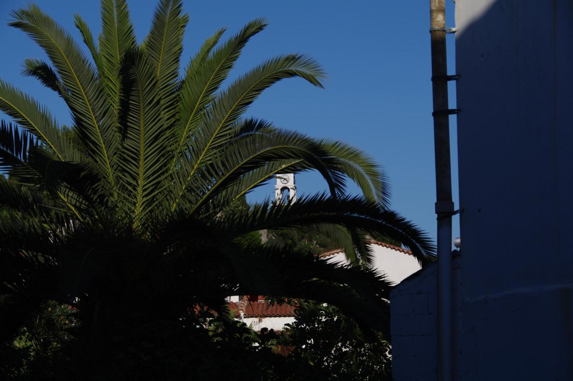 Hotel Marlton Skiathos Town Exterior photo