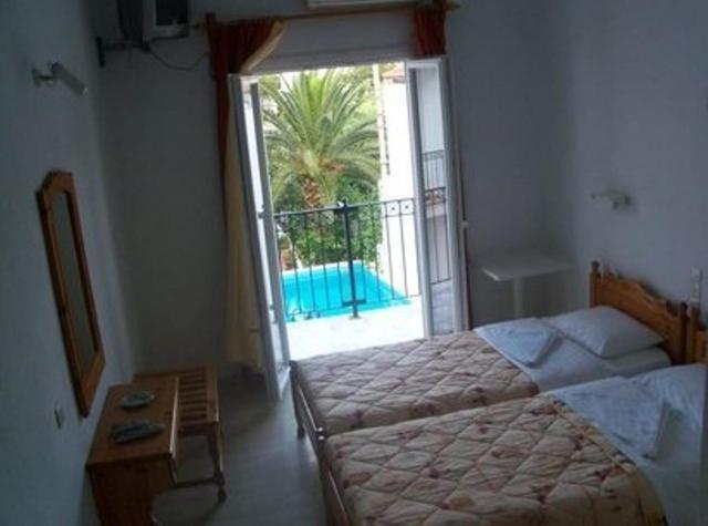 Hotel Marlton Skiathos Town Room photo